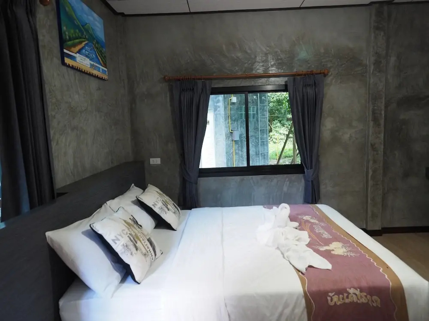 Baan Keree Thara Khiri Wong