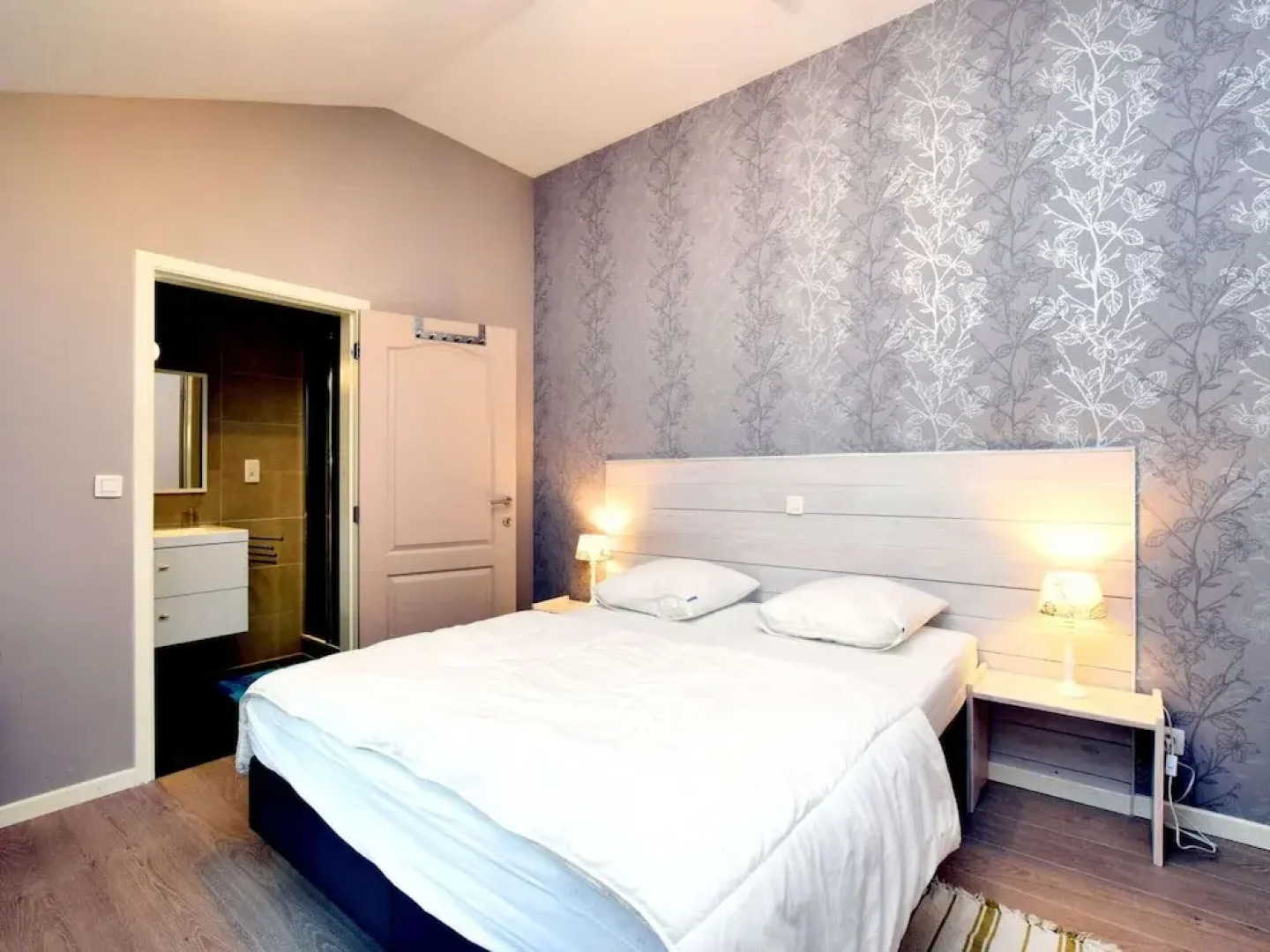 Luxurious Chalet in Beauraing With Sauna