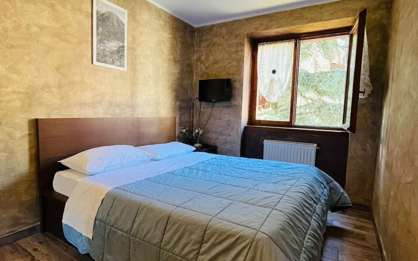 San Luigi Rooms & Apartments