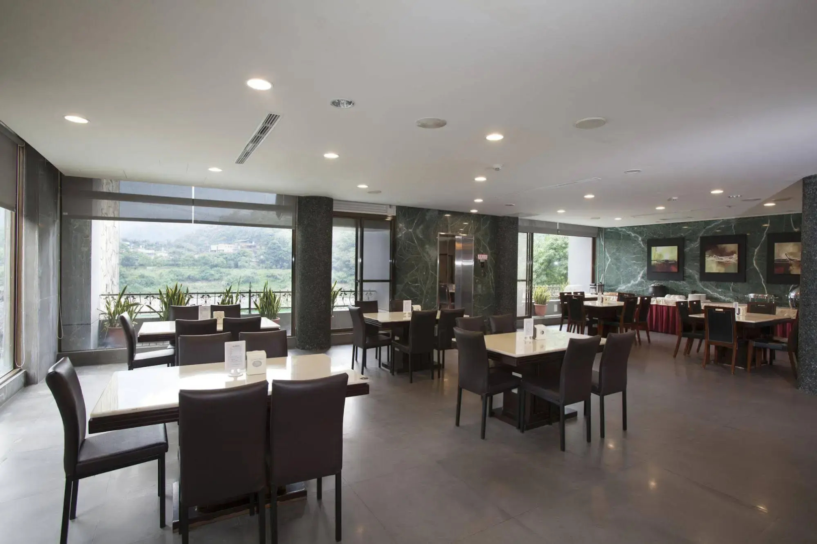 Hwayang Boutique Hot Spring Resort