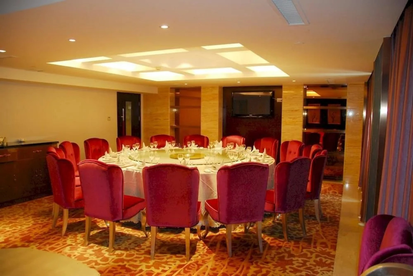 Jiangyin Kairun International Hotel