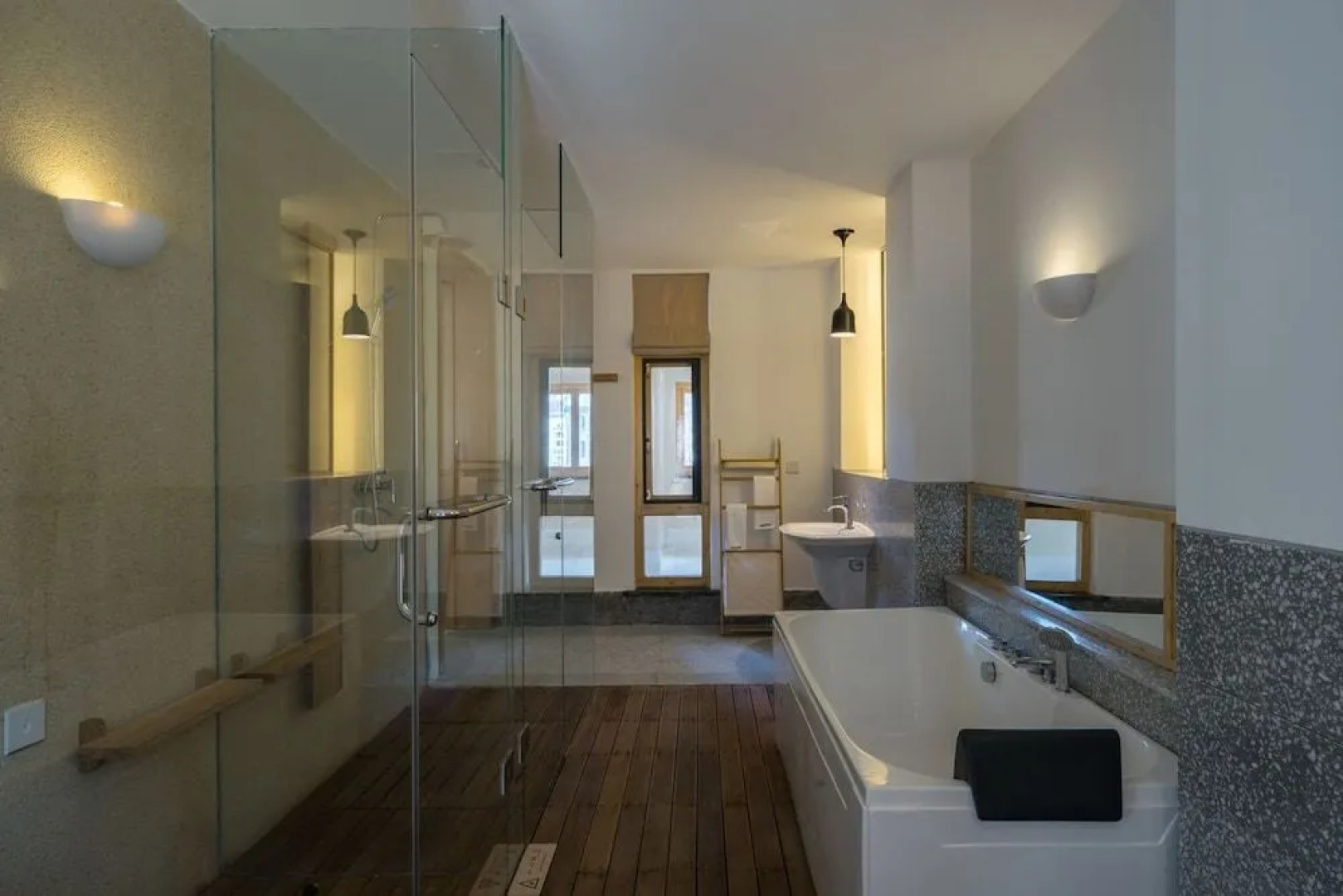 Wuhua Yishu Shouzhuo Park