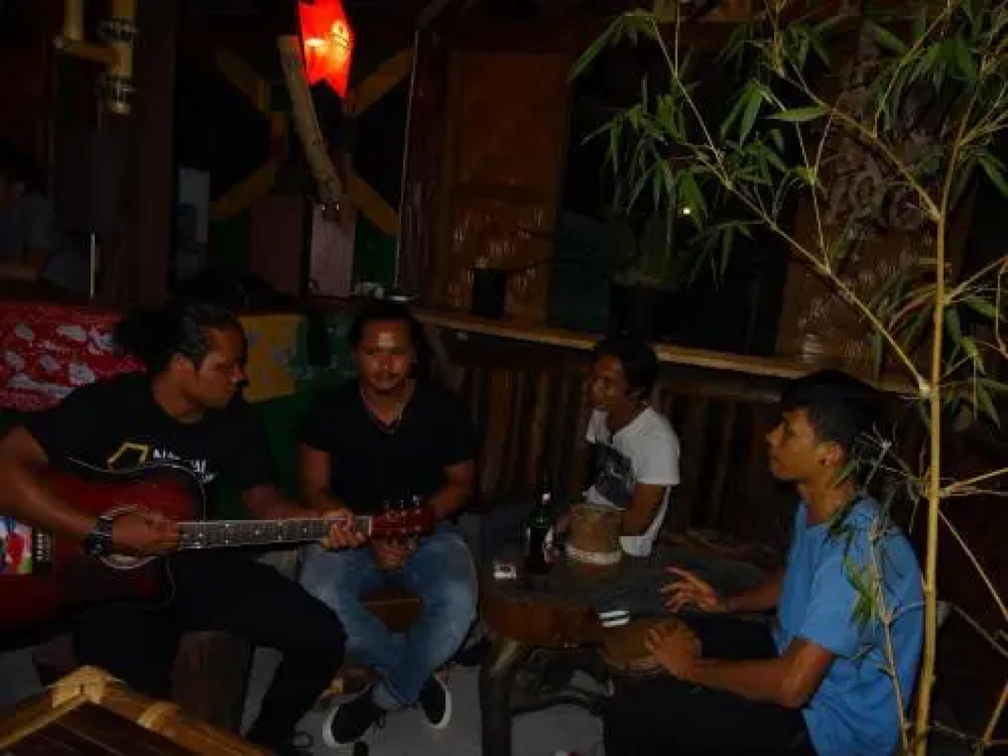 Terimakasih Bar and Guesthouse