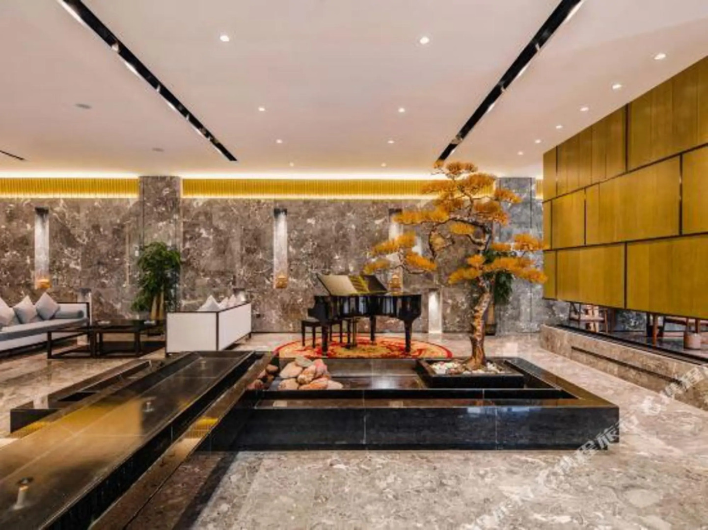 Yicheng three qi hotel