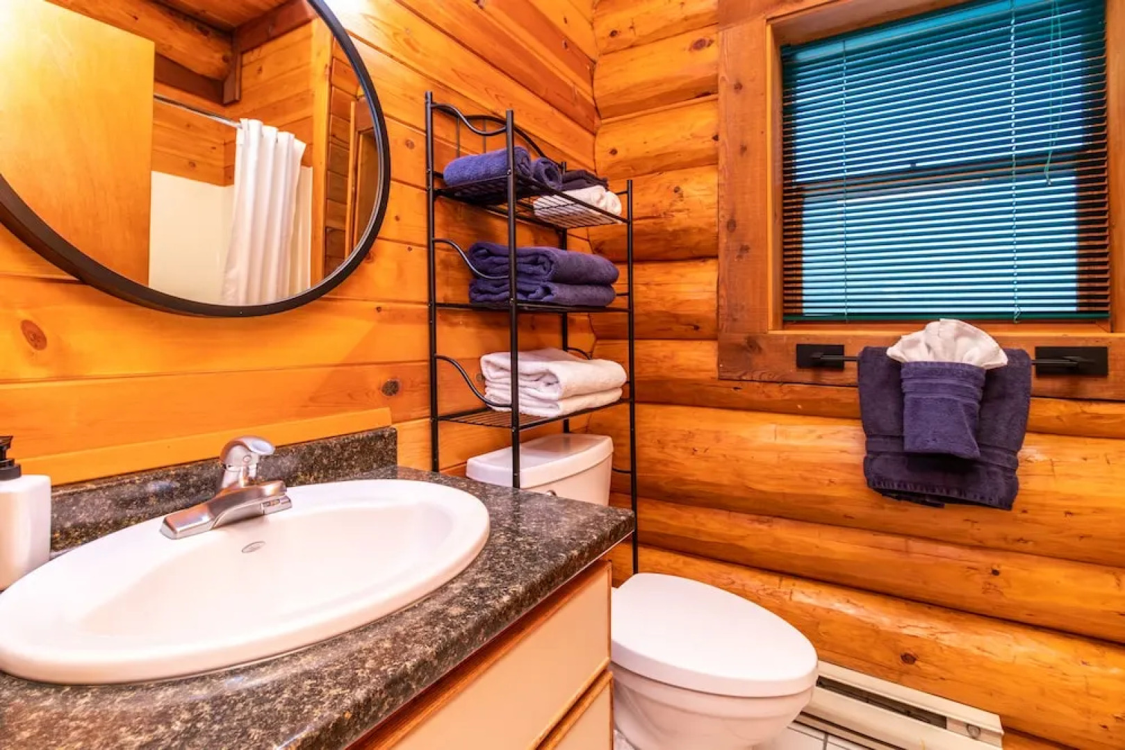 Riverbend Cottages & RV Resort