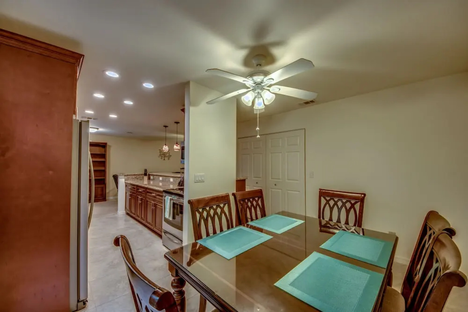 Charter Club Condo - Roelens Vacations