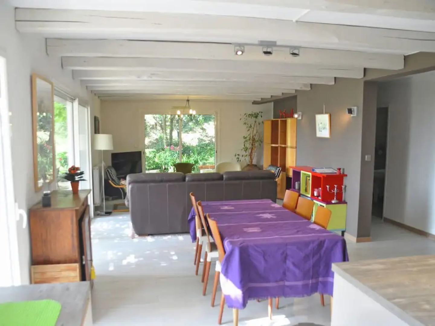 Provencal Villa With Private Pool and Beautiful View on the Vineyards