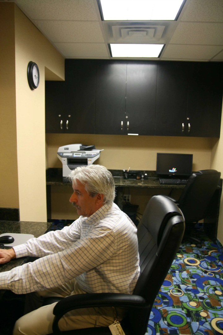 Hampton Inn Long Island / Commack