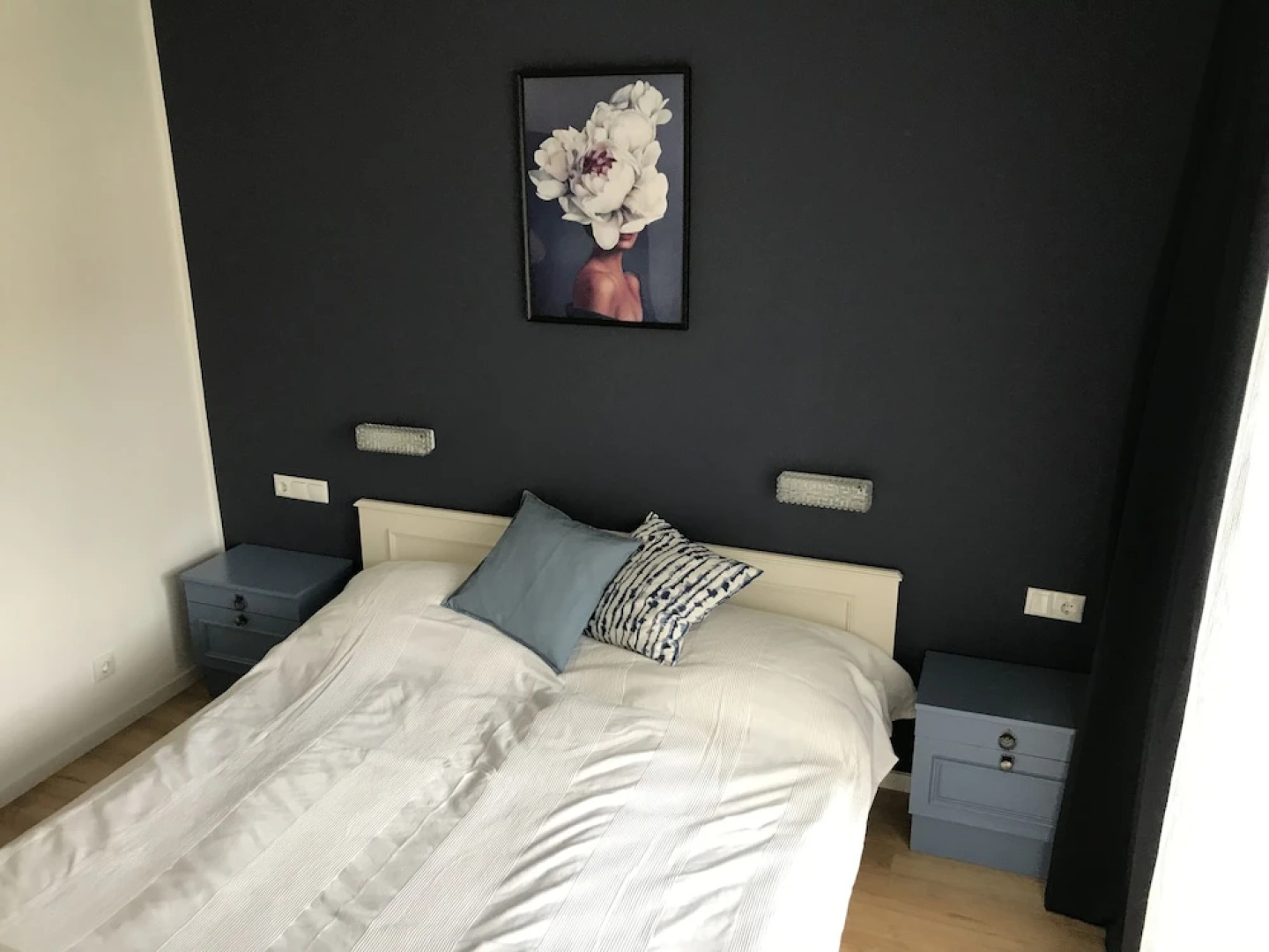 Hillside Rooms and Apartment