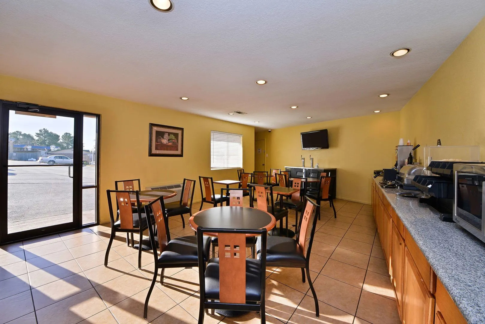 Xecutive Inn and Suites