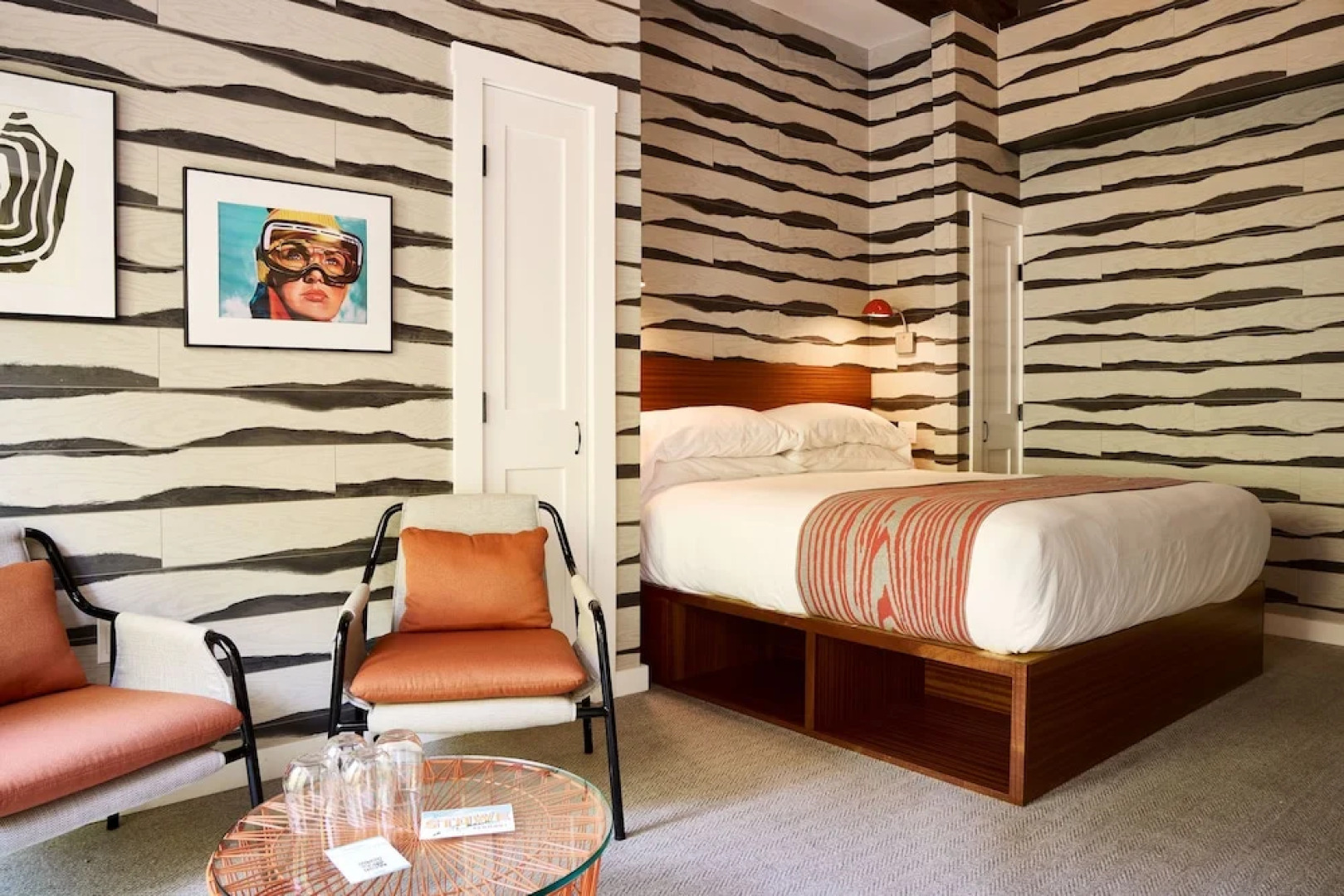 Ye Olde England Inne