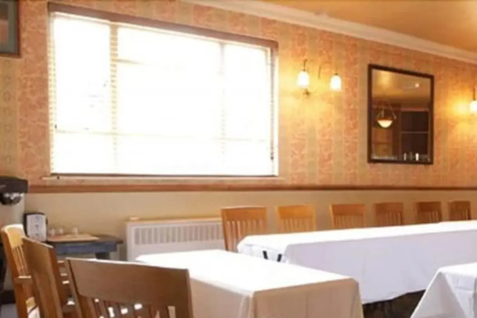 Radstock Hotel – RelaxInnz