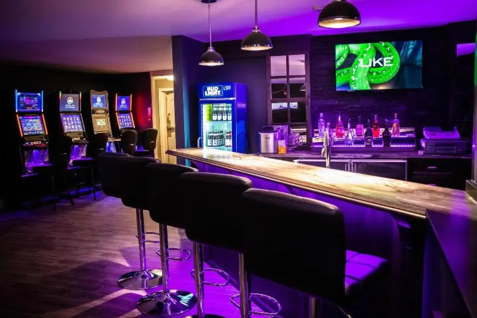 Newfound Inn & Suites