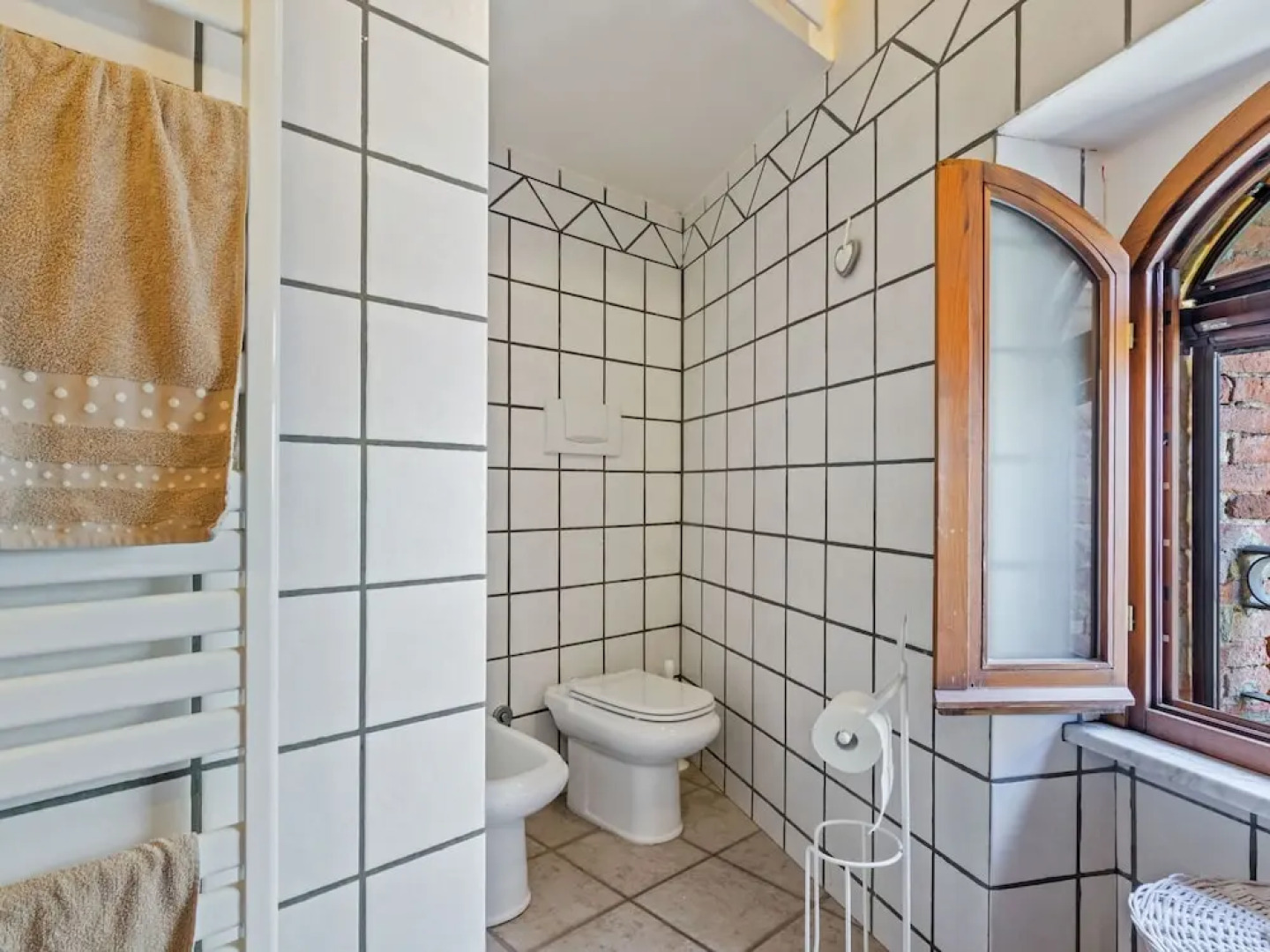 Rustic Holiday Home in Corciano with Swimming Pool