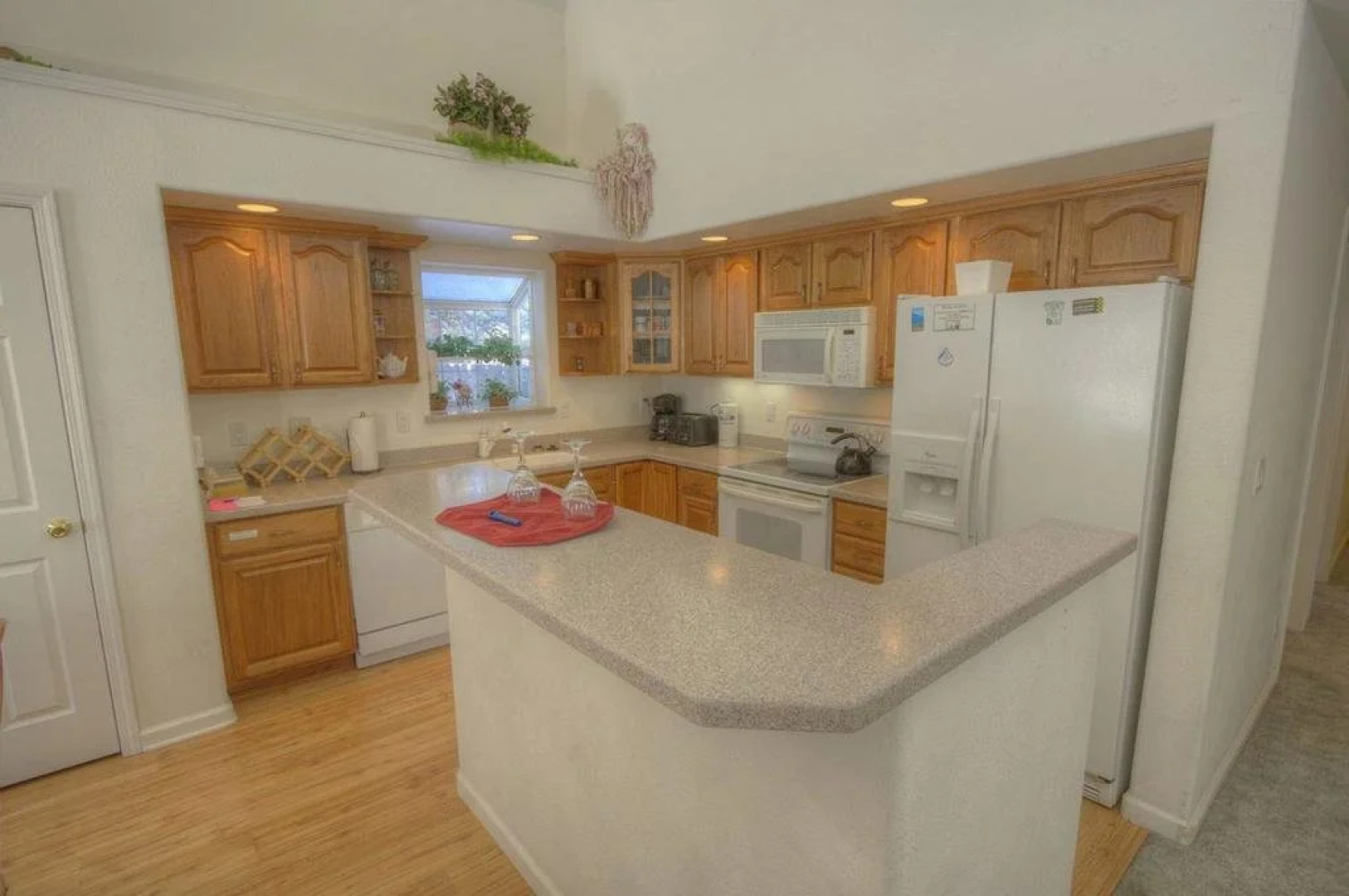 Lake Tahoe Cottage with Jacuzzi Hot Tub by RedAwning