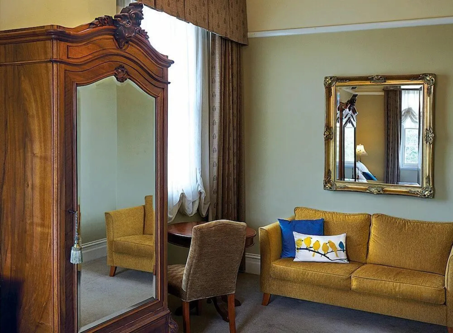 The Empyre Boutique Hotel