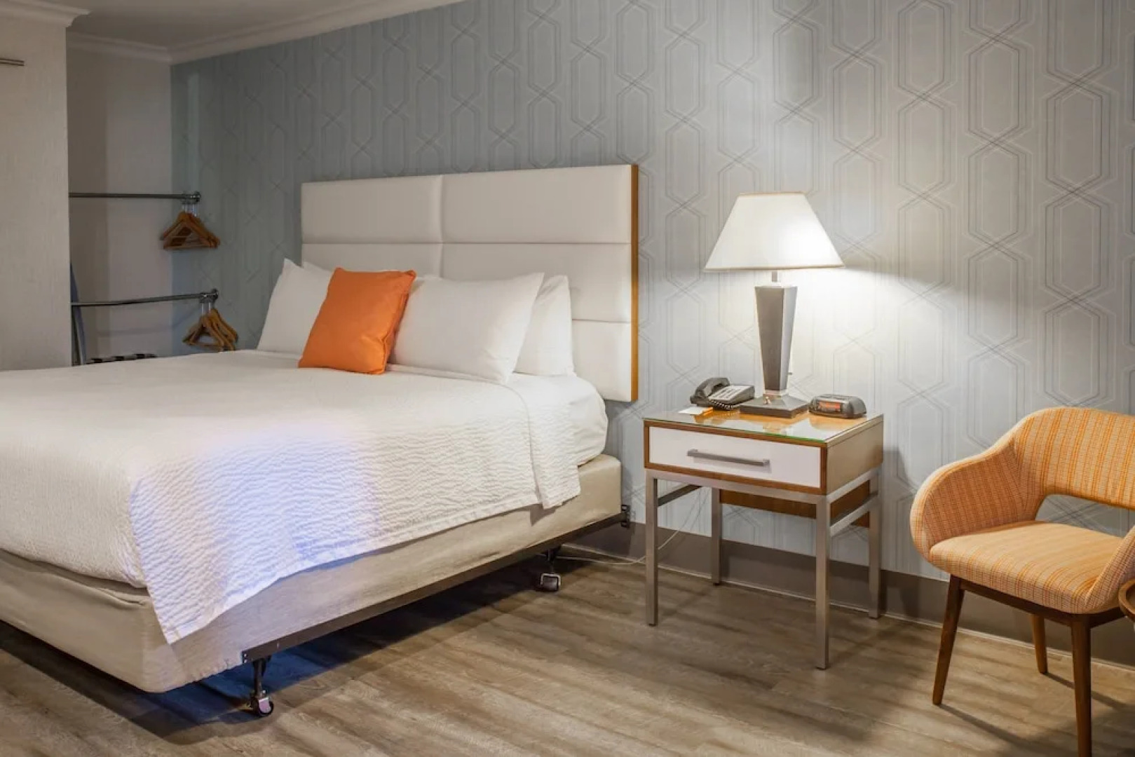 Pasadena Rose & Crown Hotel