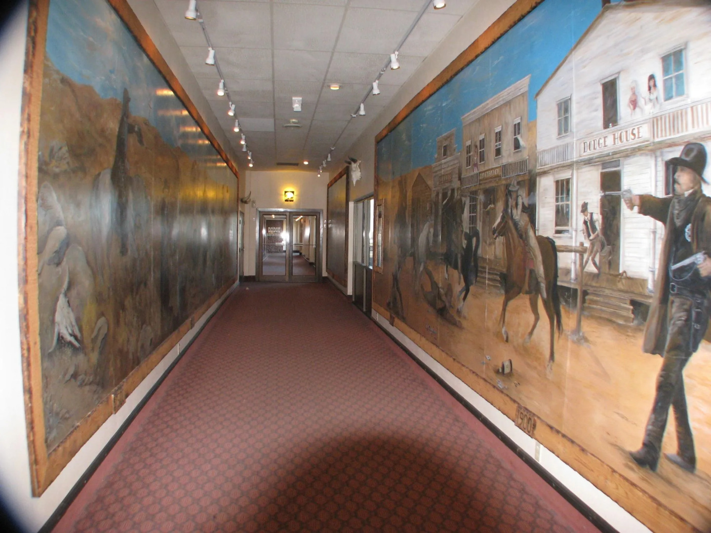 Dodge House Hotel & Convention Center