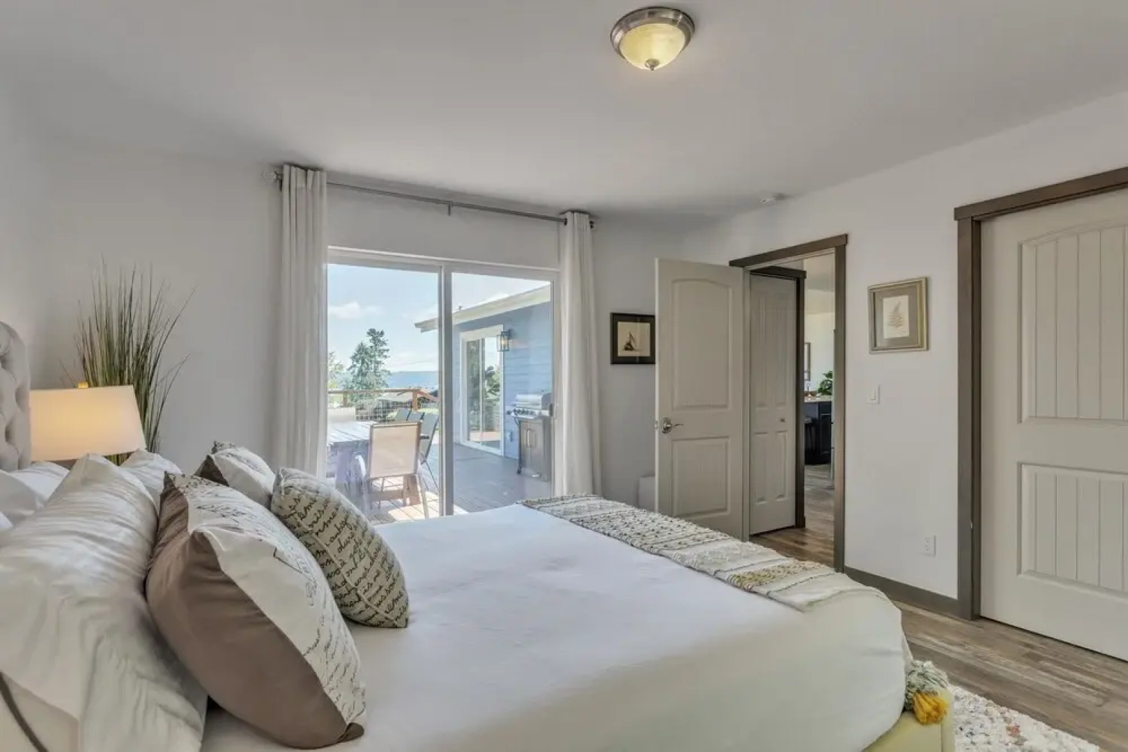 Cranes Landing Hidden Beach Home 3 Bedroom Residence by Redawning