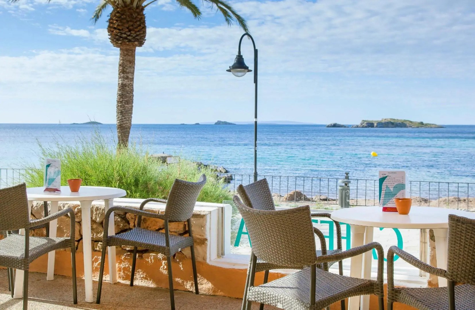 Apartamentos Mar y Playa