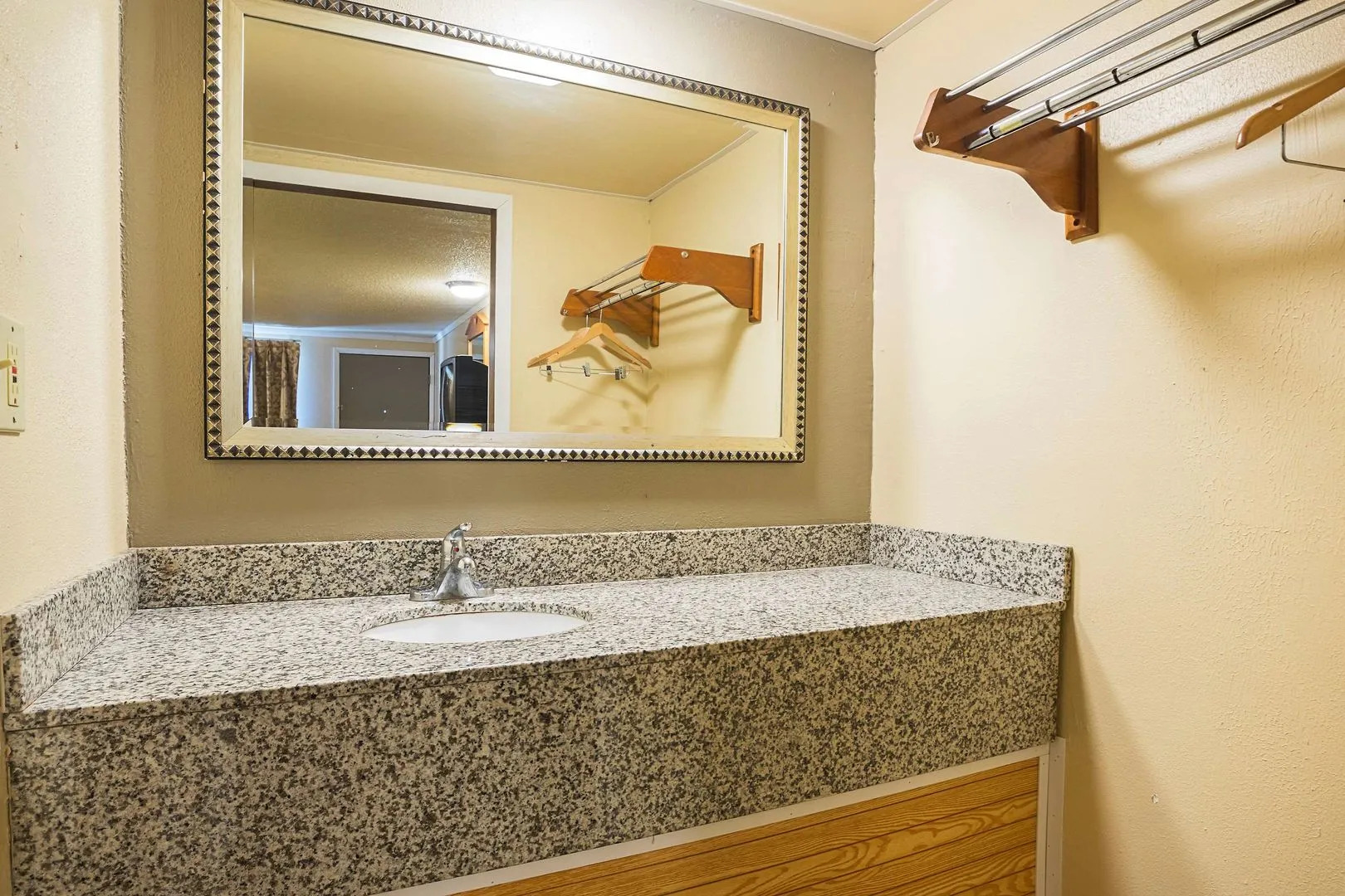 FairBridge Inn Express Battle Creek