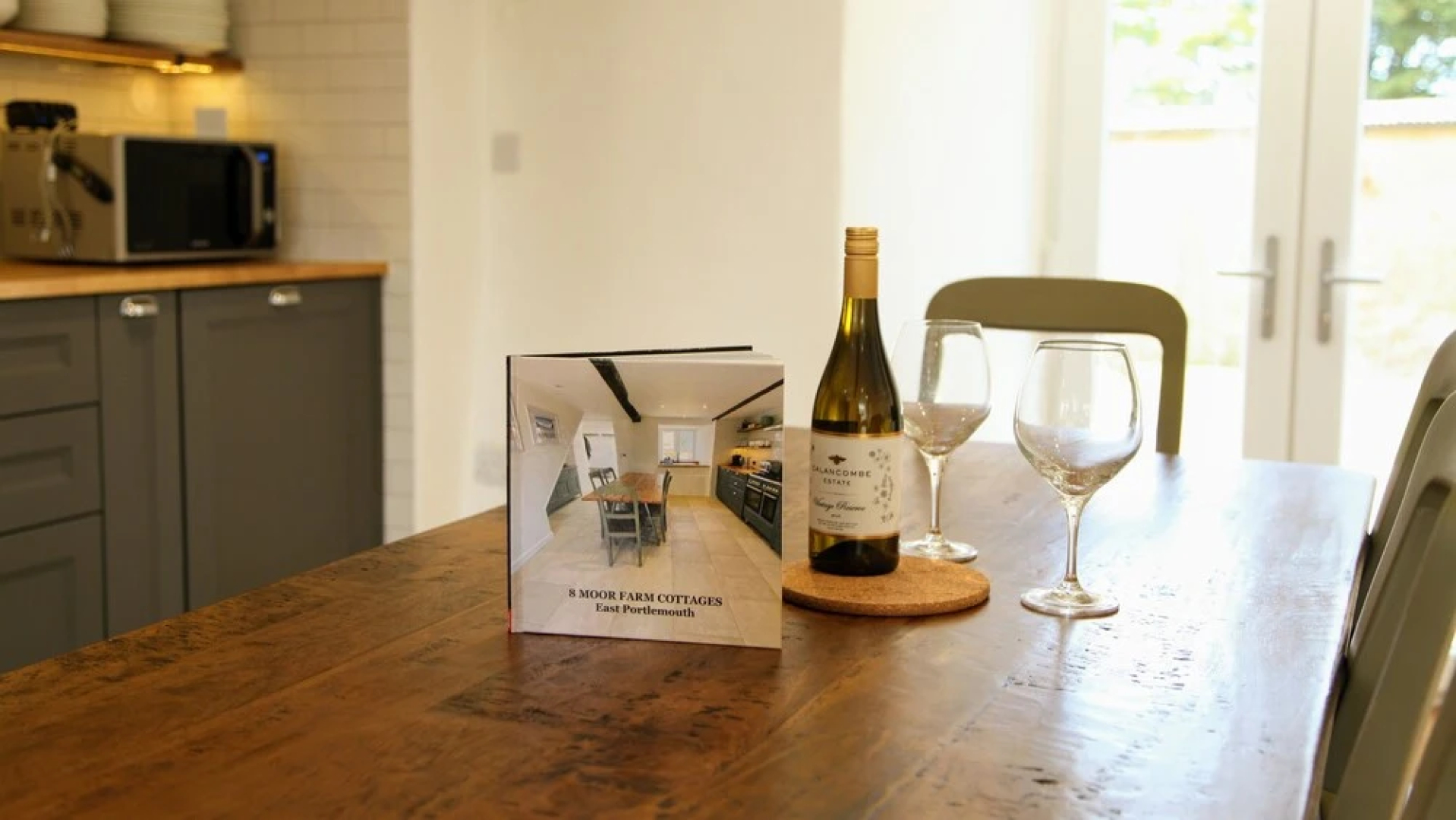 Beautiful Rural Cottage by the Coast