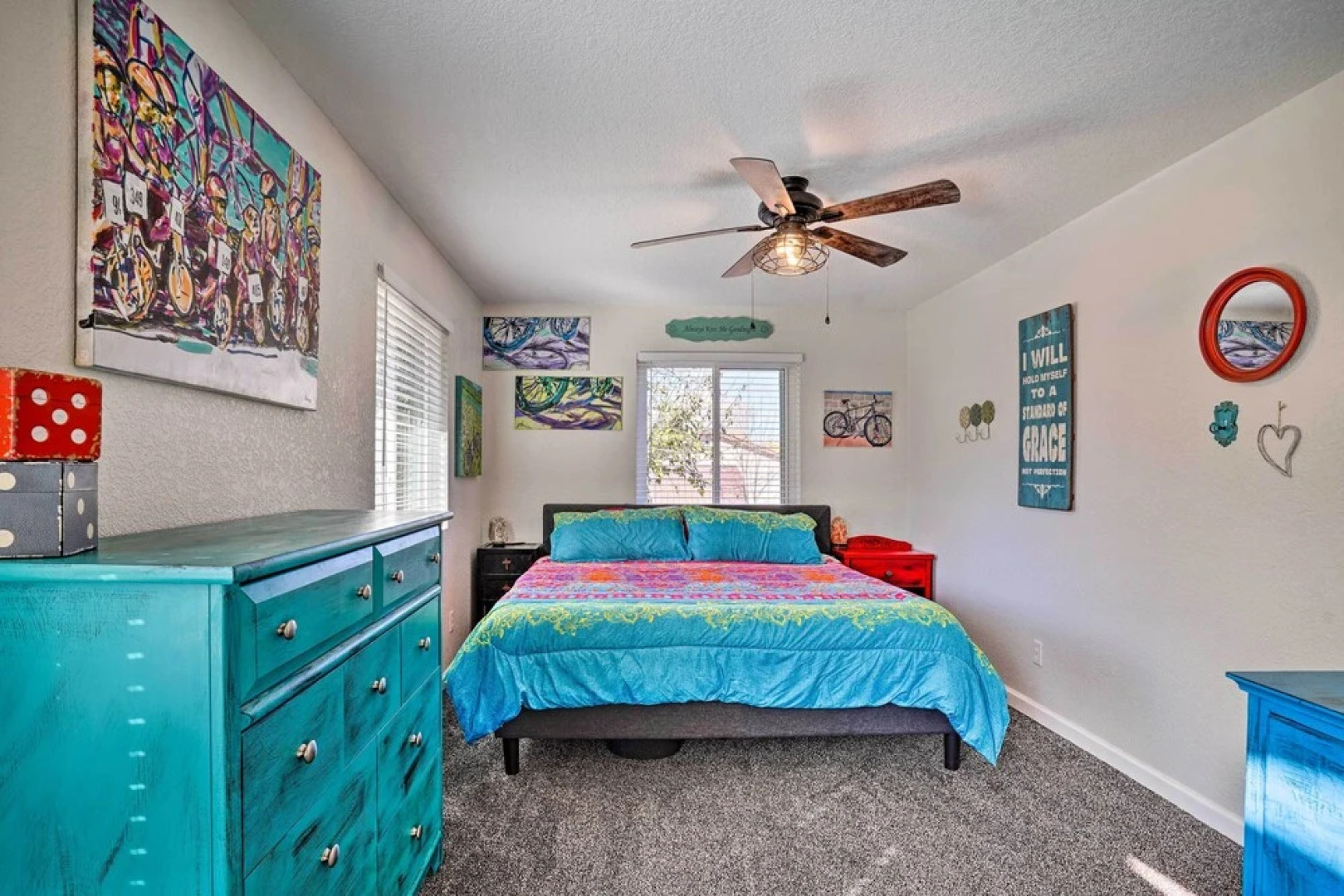 Colorful Cottonwood Home: Walk to Verde River!