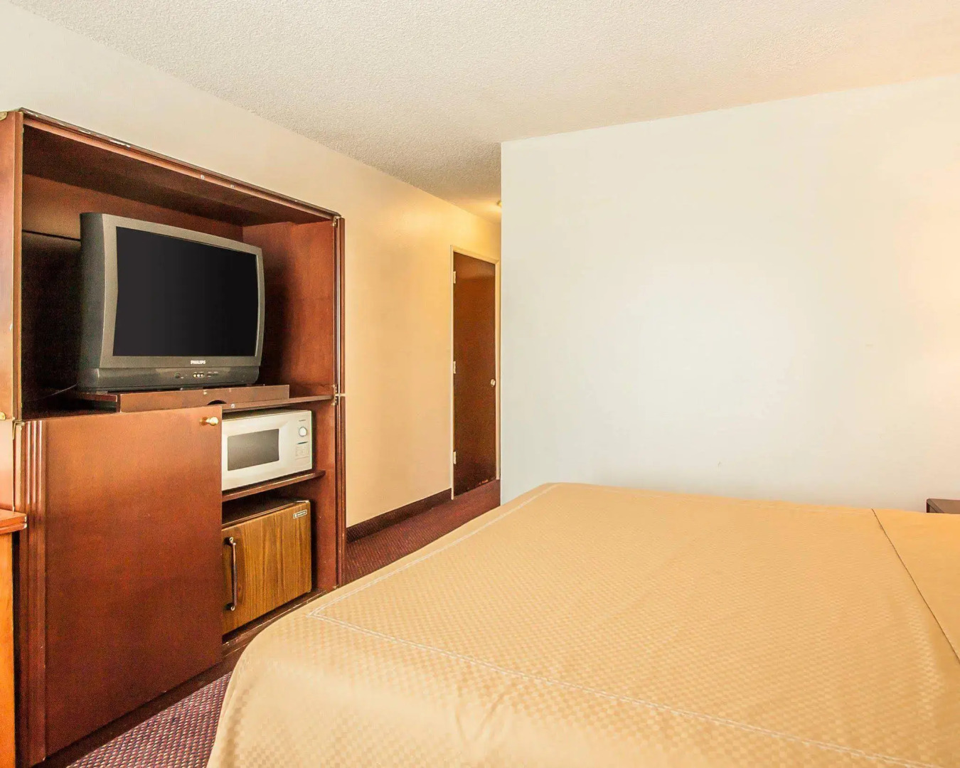 Rodeway Inn & Suites Portland West - Beaverton