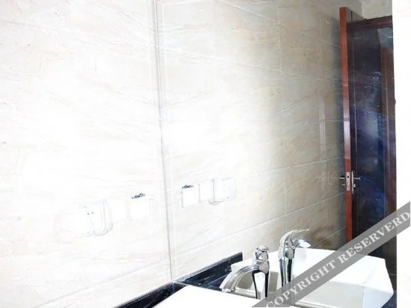 Zhonghao Holiday Hotel