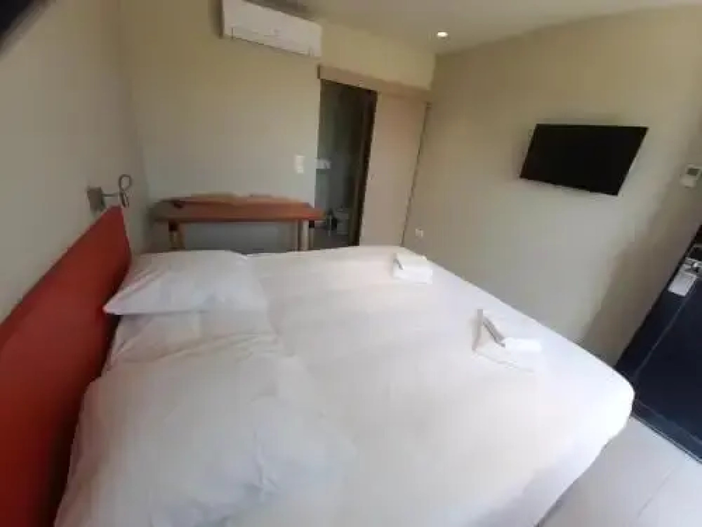 Logis Hôtel Et Restaurant La Croix De Mille