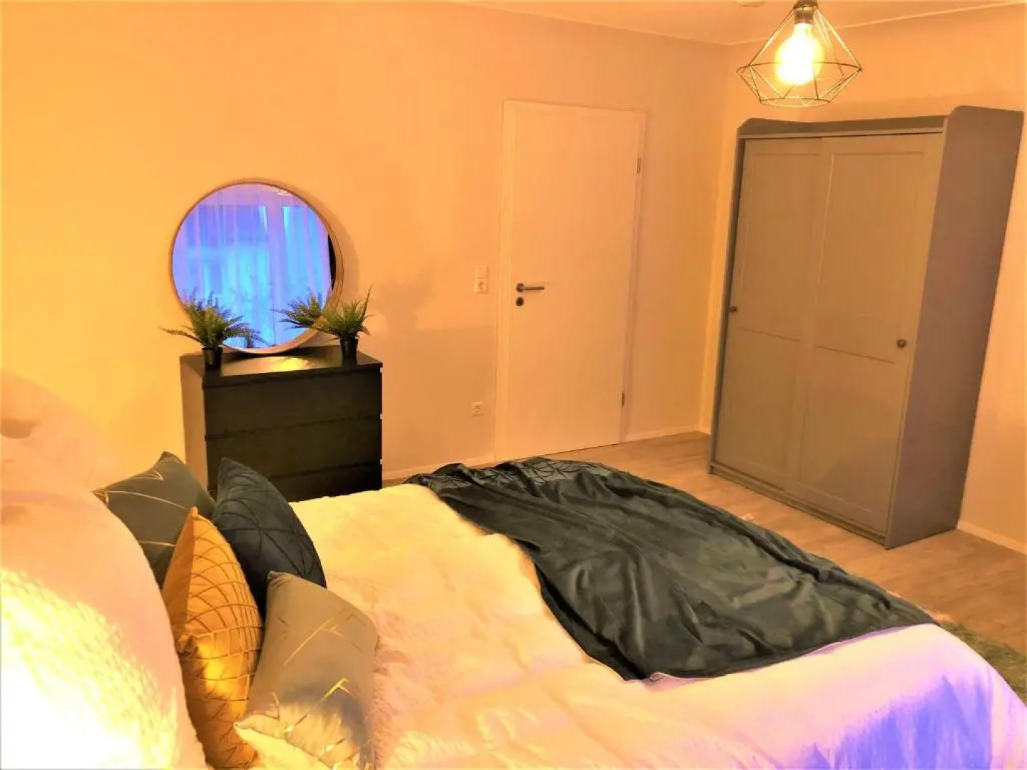 Central-Modern-Luxury with Balcony, The Lake by SA-Grandeur