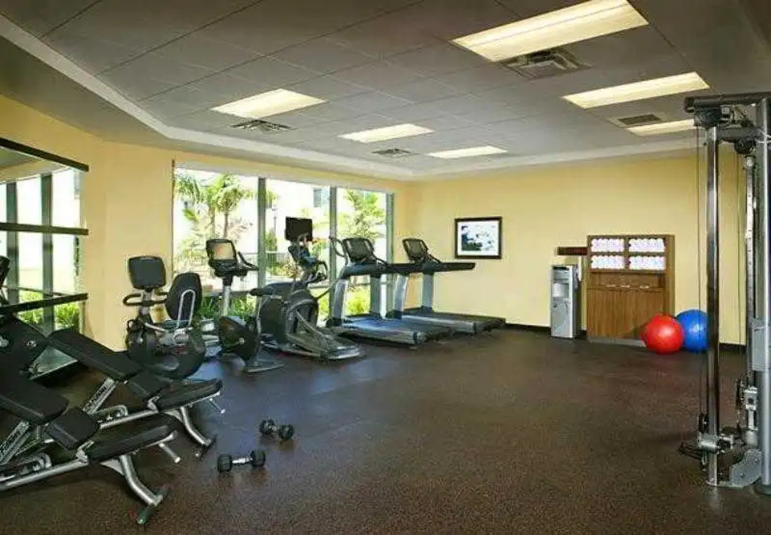 Courtyard Santa Barbara Goleta