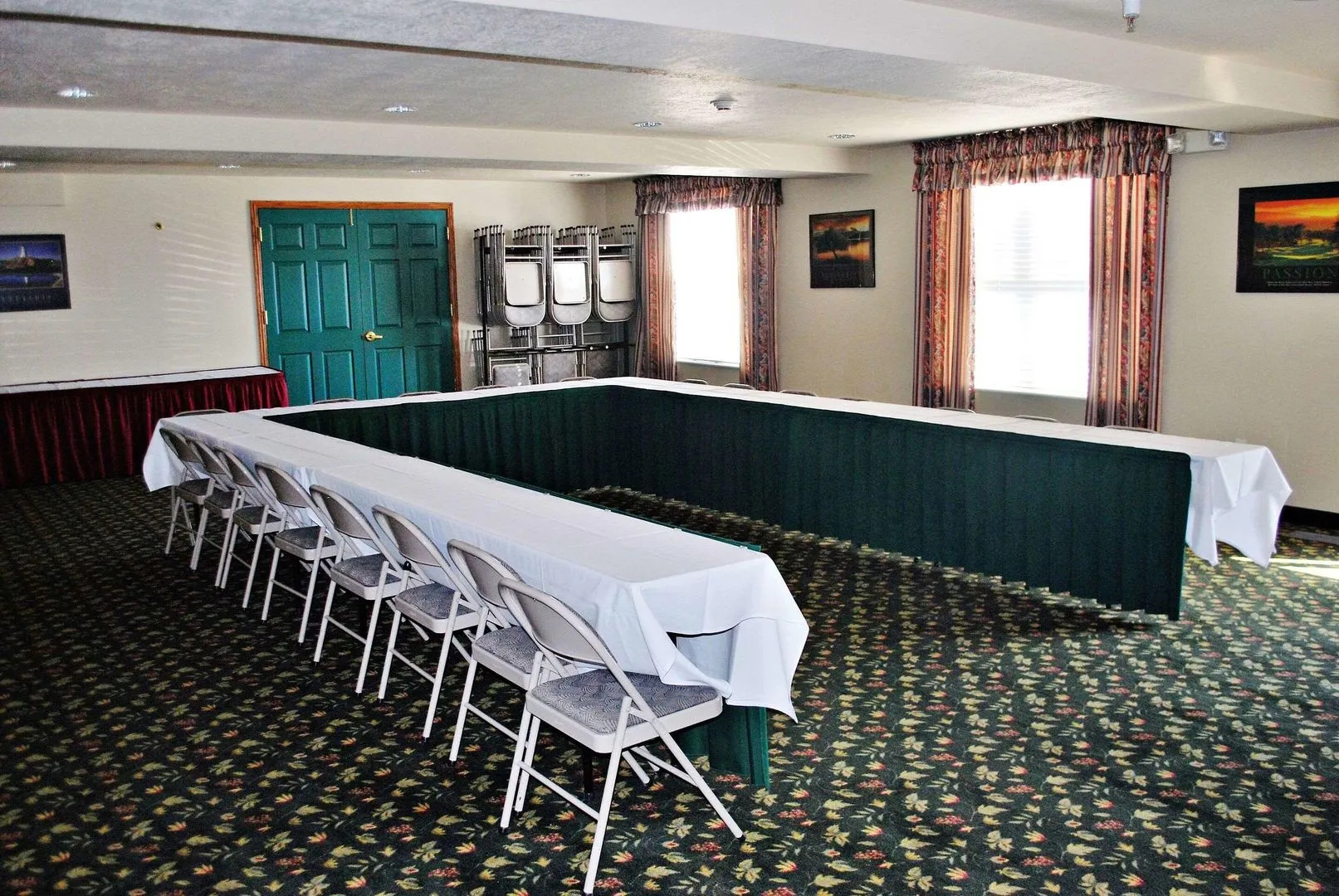 Country Inn & Suites by Radisson, West Valley City, UT