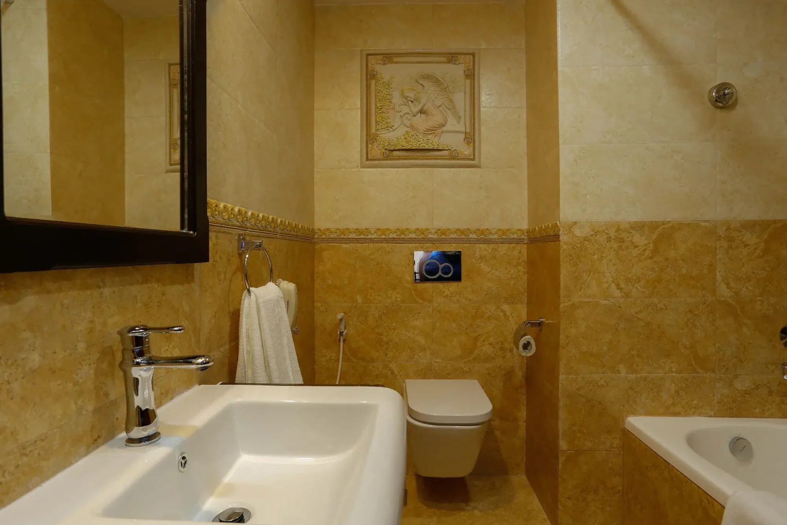 Da Yatra Courtyard Hotel & Resort