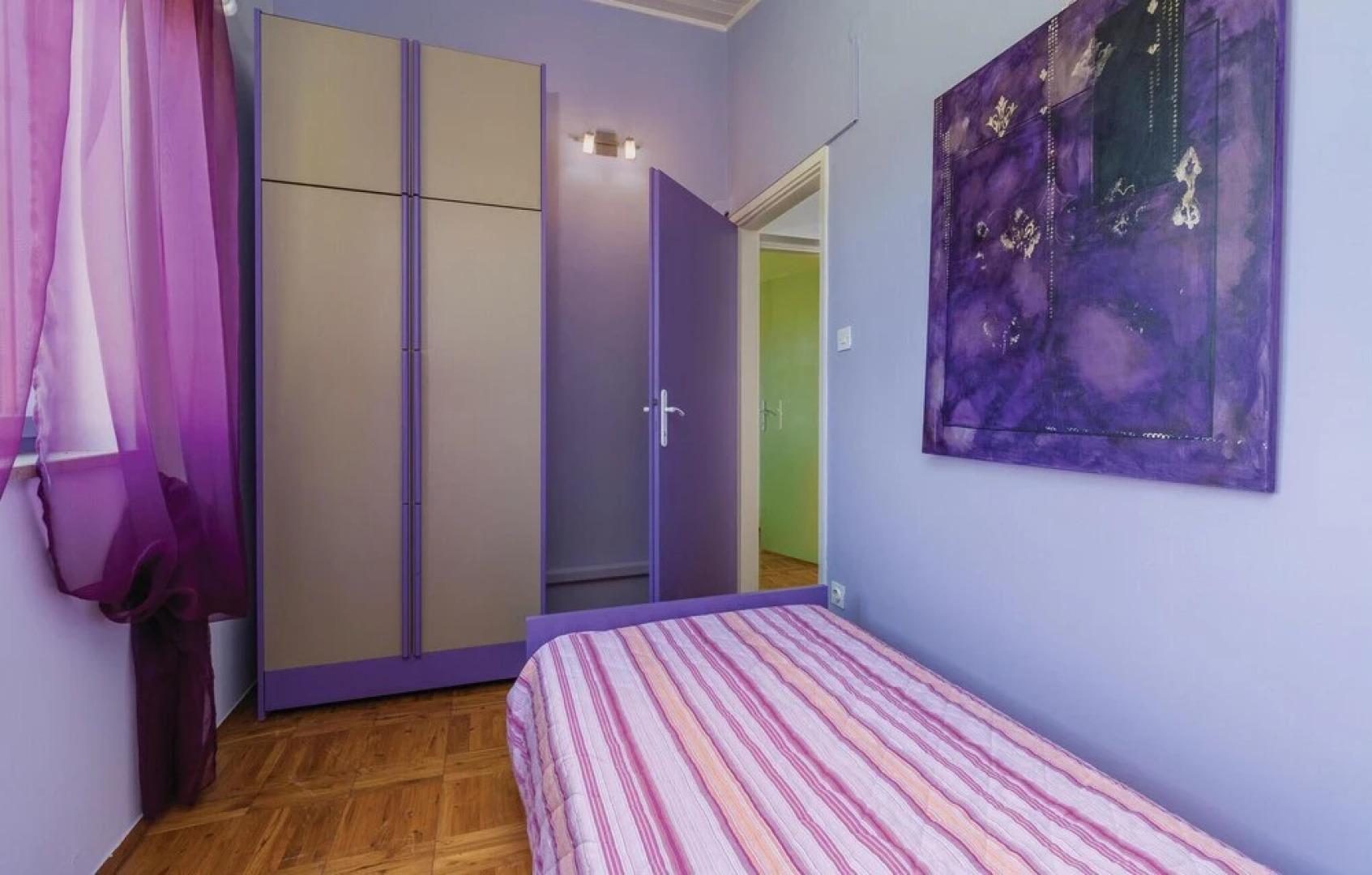 Stunning Home in Tar With Wifi and 4 Bedrooms