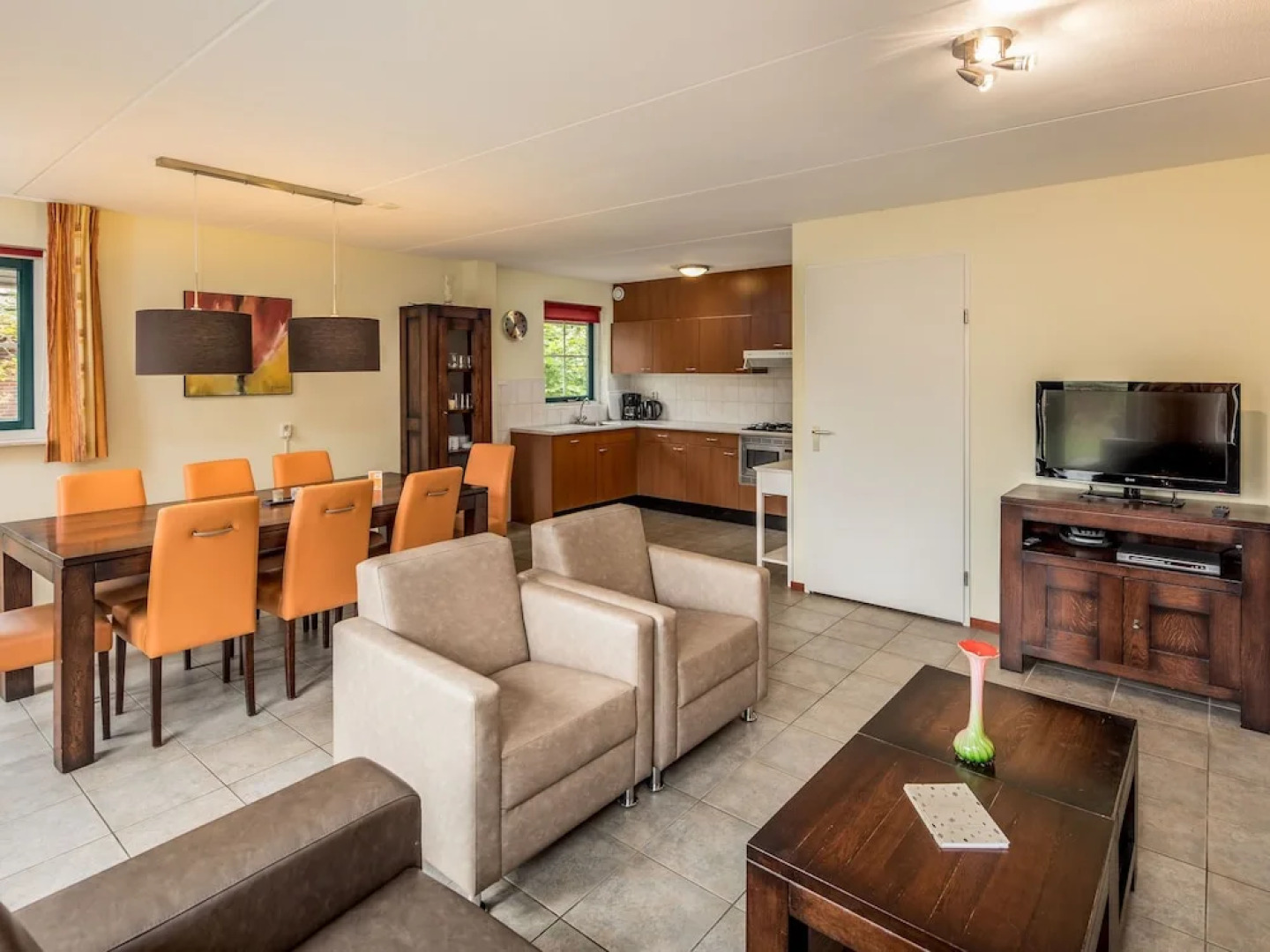 Detached holiday home with dishwasher, in a nature reserve