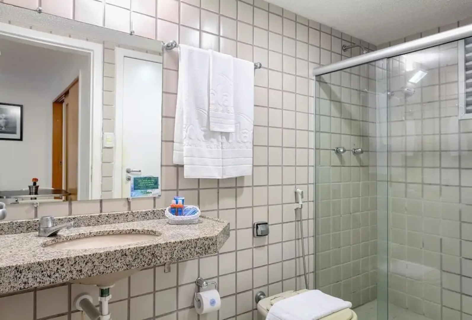 Solare Suites American