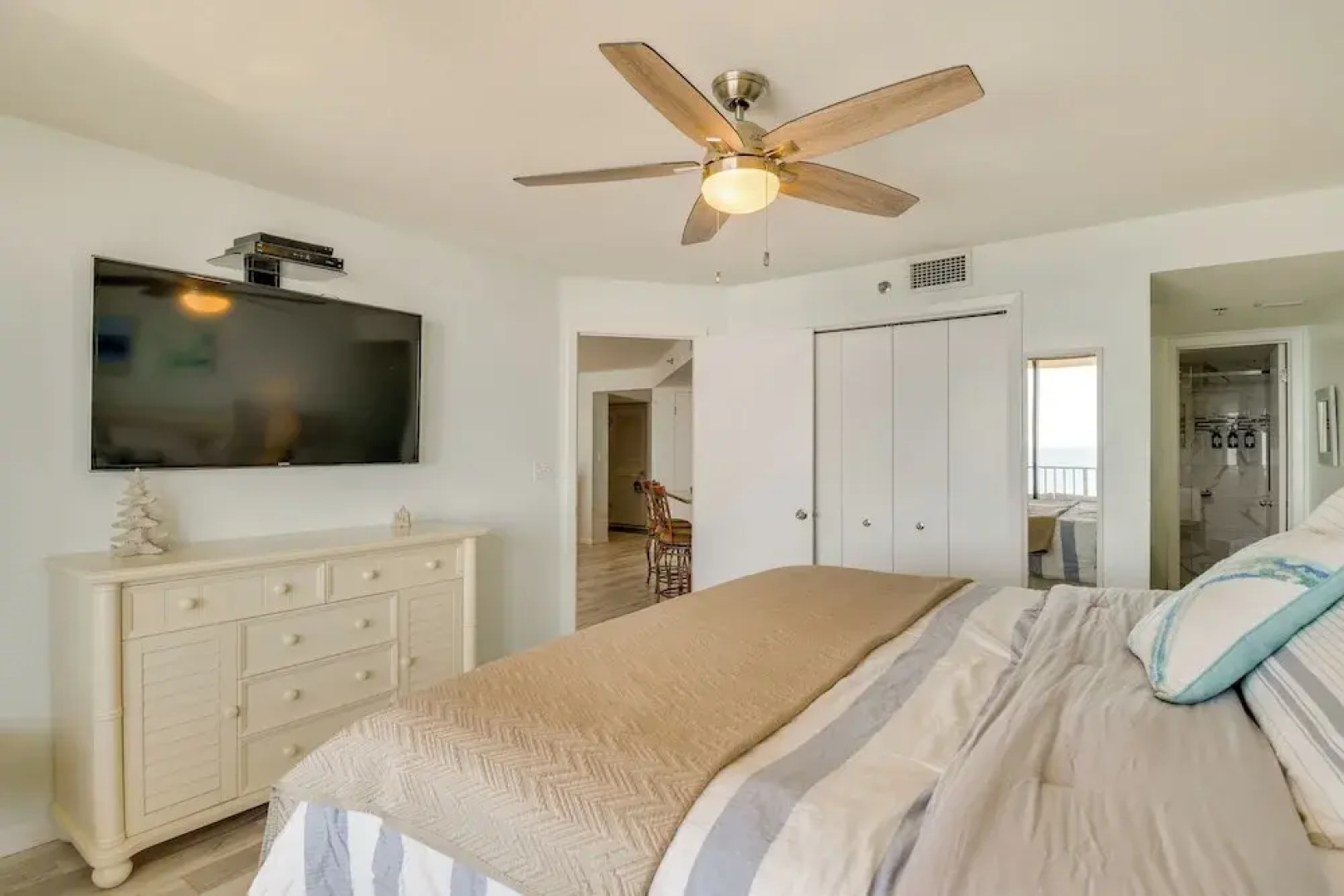 'seagulls Nest' Oceanfront Oasis w/ Pool Access!