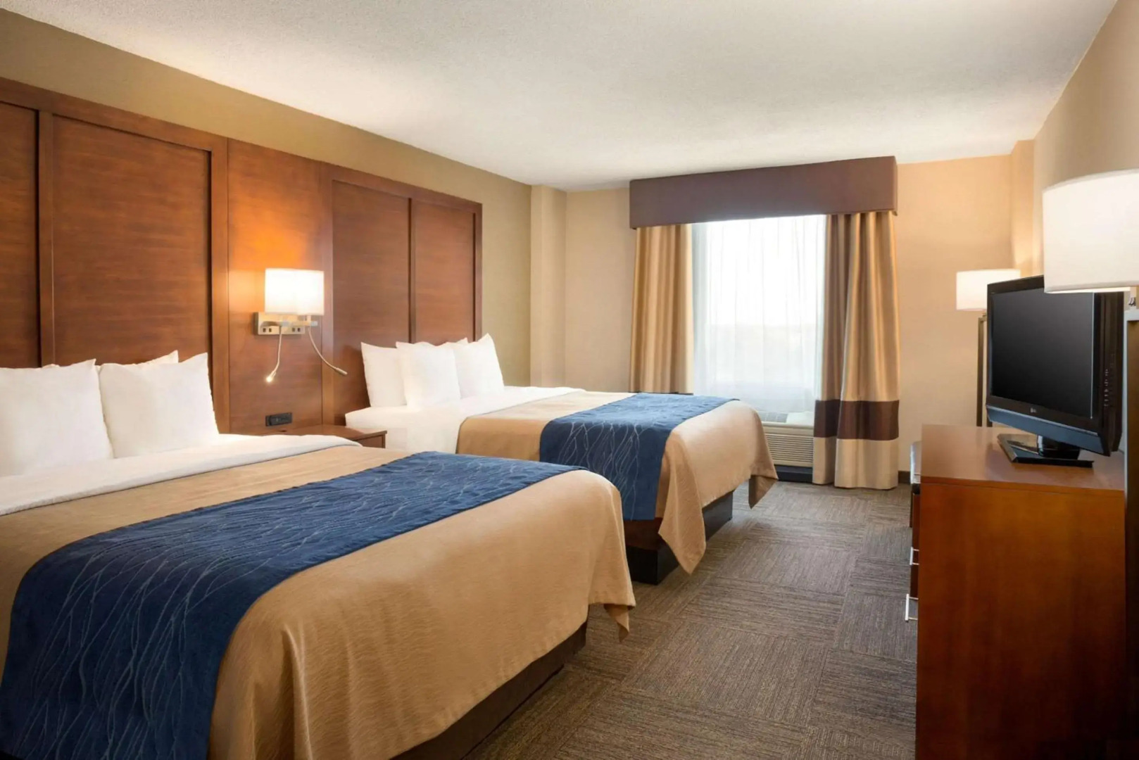 Comfort Inn & Suites Presidential - Downtown Little Rock