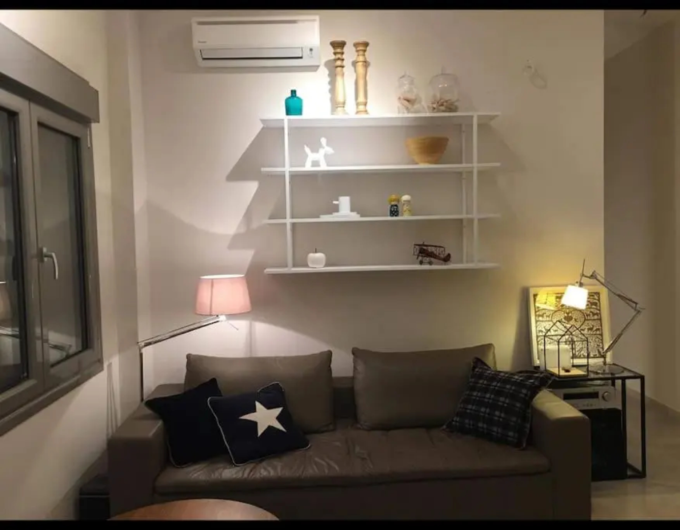 Nikaia Metro House