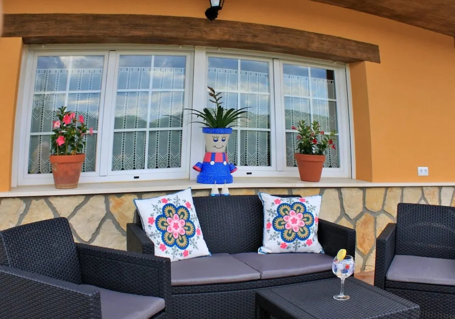 Villa With 7 Bedrooms in Villalba de la Sierra, With Wonderful Mountain View, Private Pool, Enclosed Garden