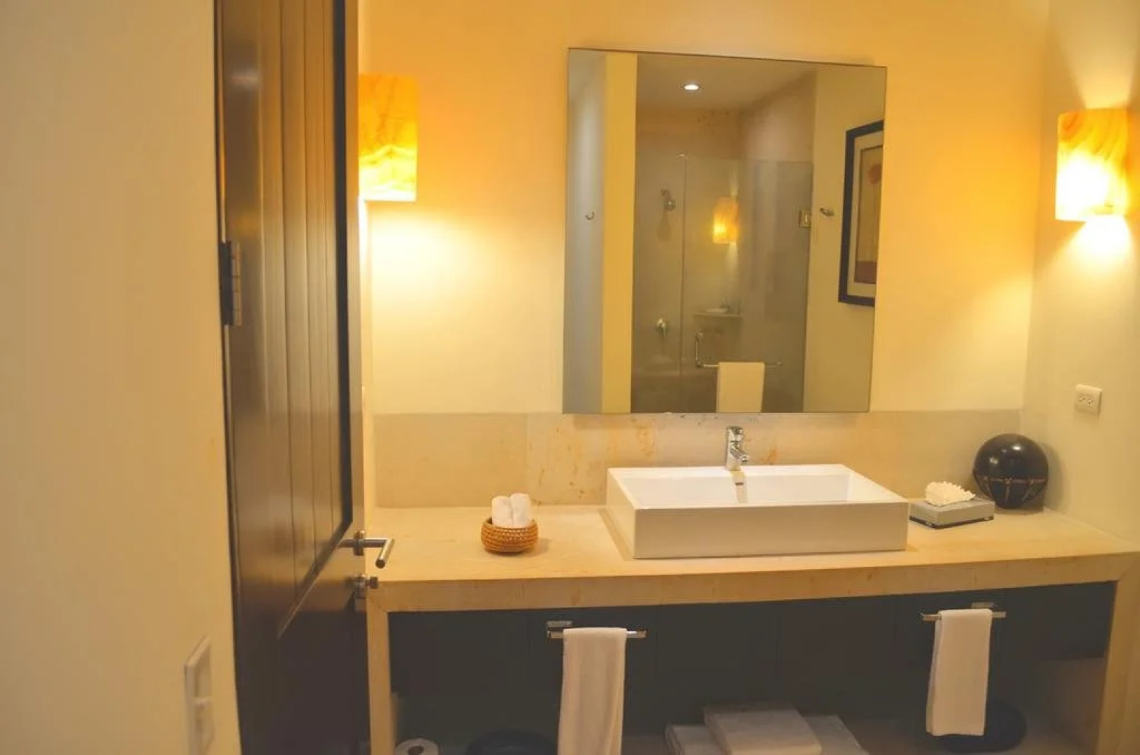 Los Veneros Resort Residences