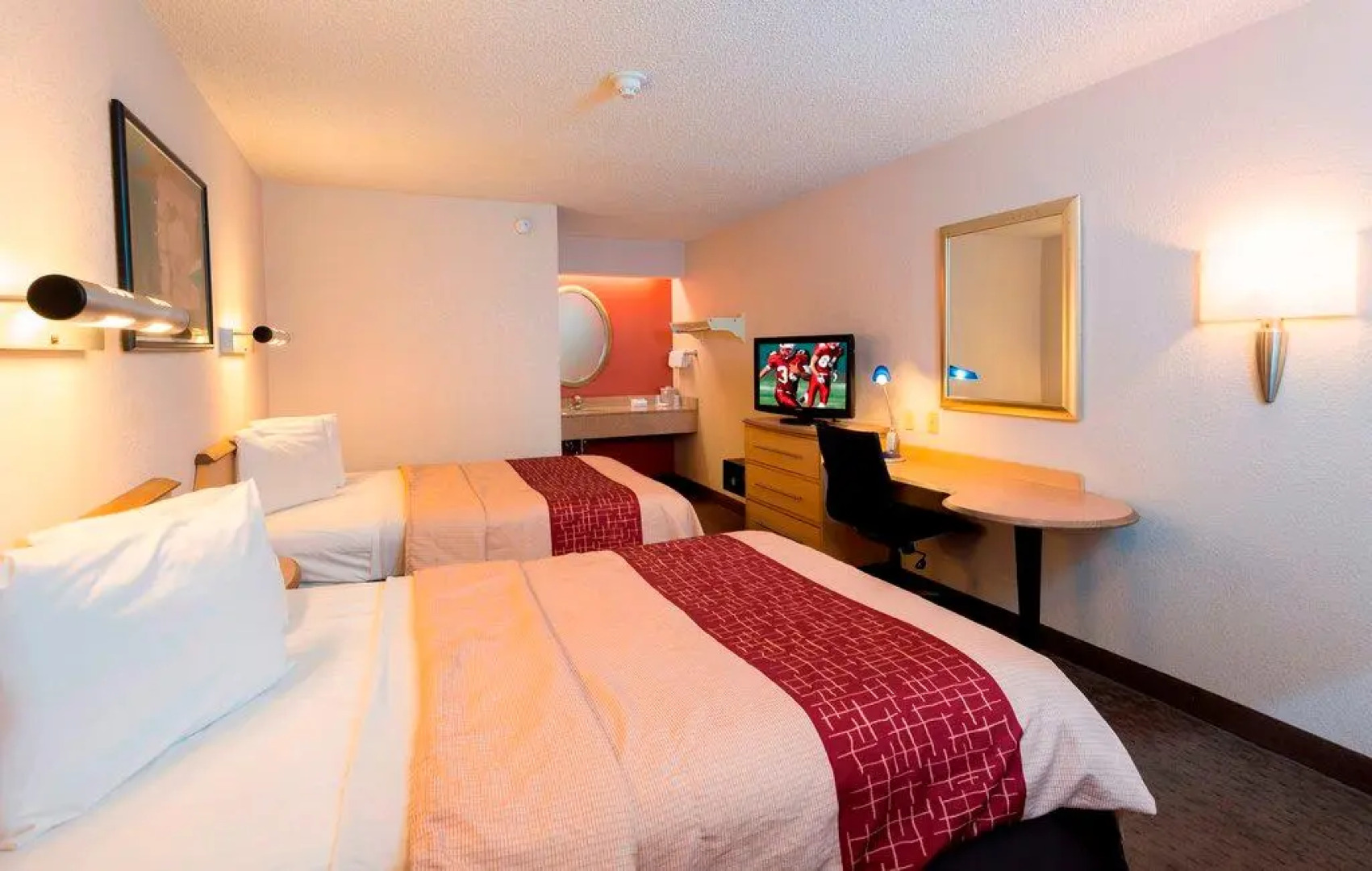 Red Roof Inn Dayton - Fairborn/ Nutter Center