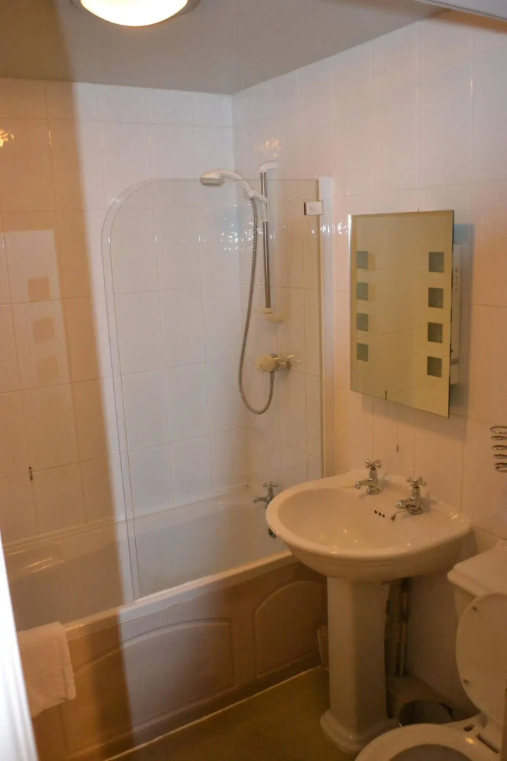 The Lemon Tree - Hotel