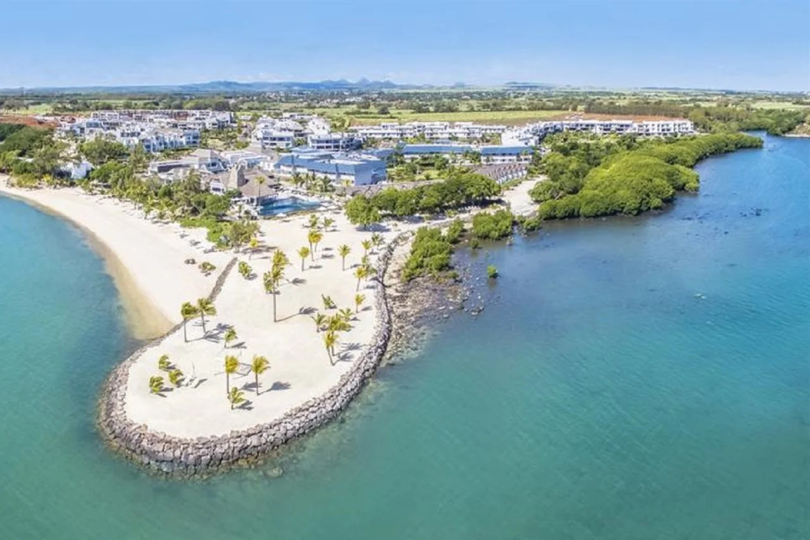 Azuri Resort by Life in blue