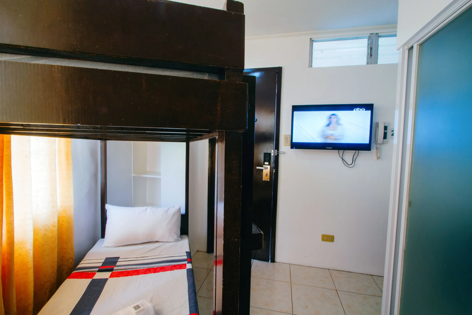 JJ Midcity Inn