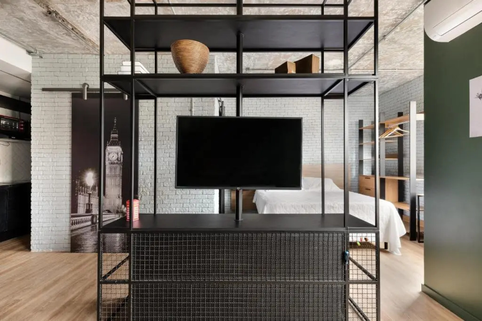 Apto Londrina Flat Hotel 702 c jacuzzi 43 m2