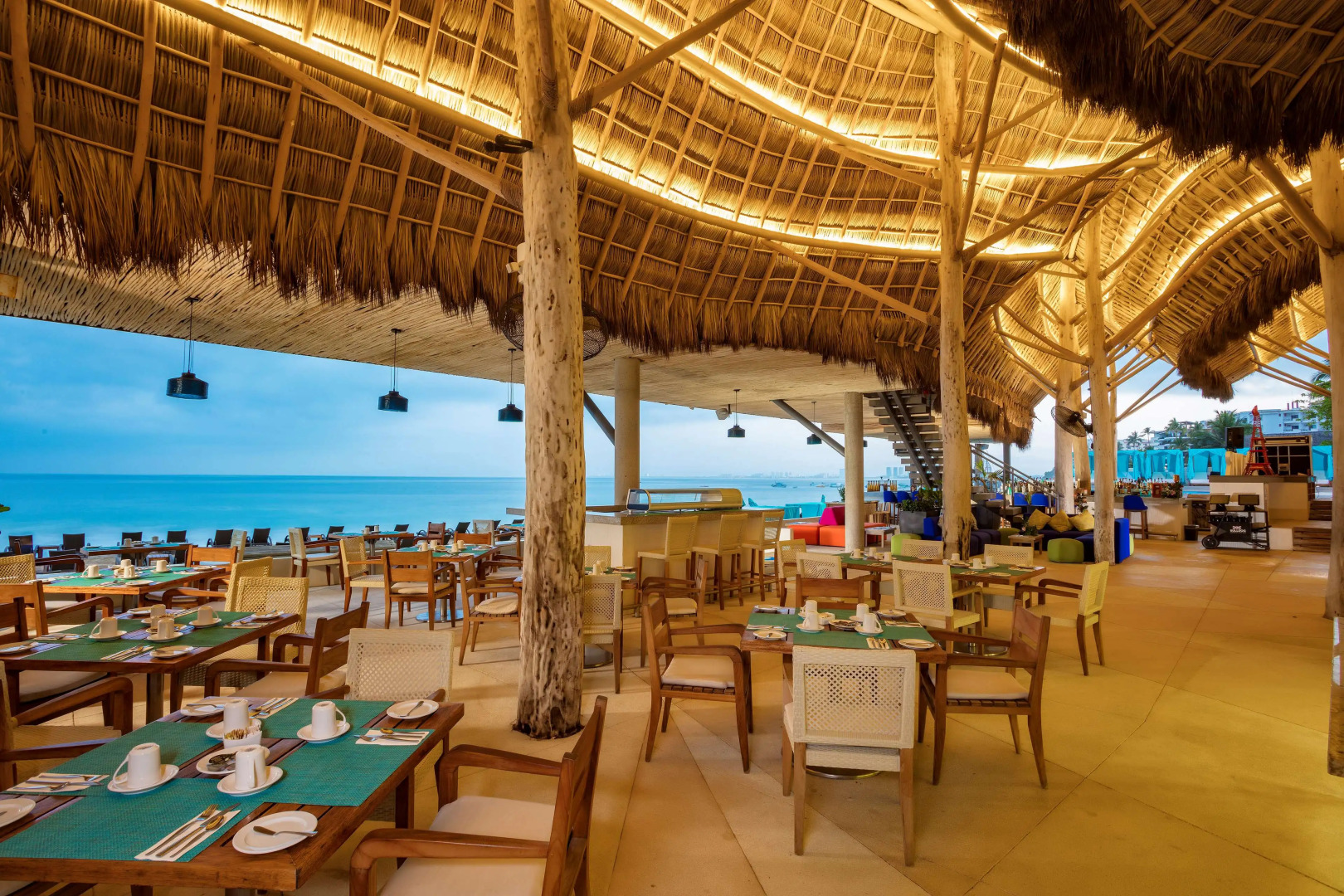 Almar Resort Luxury Beach Front Experience