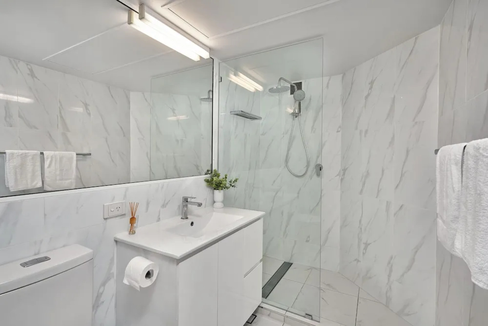 Golden Sands Beachfront Resort