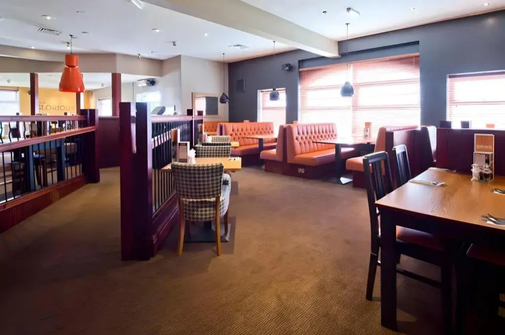 Premier Inn Livingston (M8/J3)